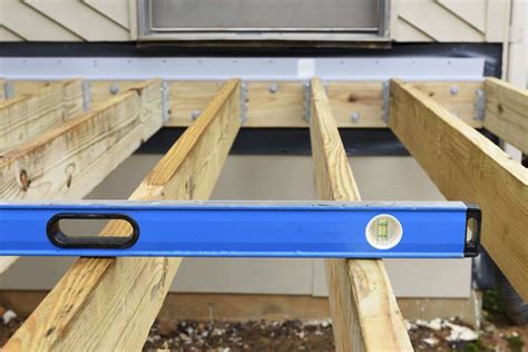 joist spacing for trex decking