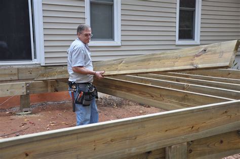 trex decking joist spacing